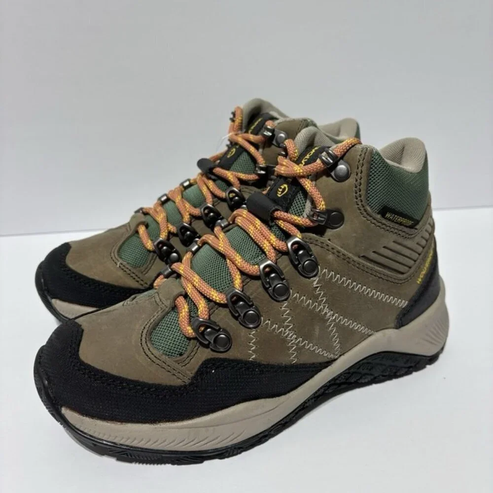 Wolverine Women’s Luton Mid Hiker Waterproo Boots, Size 5.5 M